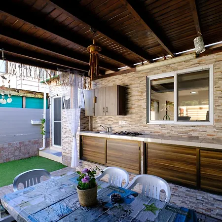 Demetris Apartment