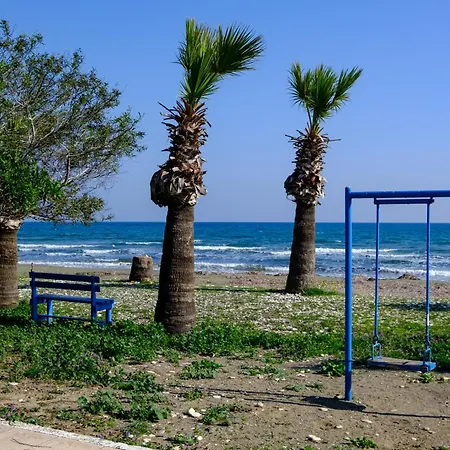 Demetris Apartment Meneou