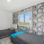 Demetris Appartement Meneou